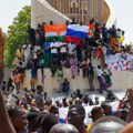 Vojna hunta u Nigeru saopštile da će suditi svrgnutom predsedniku Bazumu za izdaju