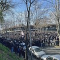 Na hiljade "Grobara" protestuje, Vazura i Vučelić na poternici - Navijačima se obratio Vujošević