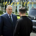 Orban je "neprijatno odbijen" Sijarto otkrio - Mađarska tražila razgovor Orbana i Zelenskog