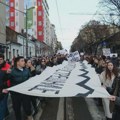 „Trg Slavija je prepun ljudi“: Kako su ruski mediji izvestili o studentskim protestima u Beogradu?