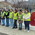 Sutra, četvrtak, 27.februar, u ranu zoru, pirotski studenti "Niz Nišavu zdignutu glavu" kreću u marš "na Niš"…