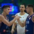 FOTO Podrška za Bogdana nakon povrede: Braća Bertans se slikala sa njim i Jovićem – ovo je veće i bitnije od rivalstva