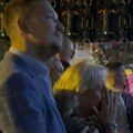 Удовица Гоца у сузама, уз њу млади певач: У Шапцу приређен спектакл у знак сећања на Шабана Шаулића
