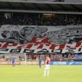 Barselona je cela, crveno-bela: Navijači Olimpijakosa skandirali „Zvezda šampion“ pred meč Lige šampiona!
