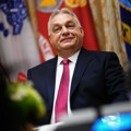 Orban pred izbore povećava penzije i plate, smanjuje poreze i kamate za stambene kredite