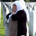 Obeležena 29. godišnjica genocida u Srebrenici: Nakon komemoracije sahranjeno 14 žrtava (FOTO, VIDEO)