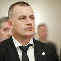 Viši tužilac Nenad Stefanović traži od Visokog saveta tužilaštva da hitno reaguje na pritiske i osudi skupove i blokade