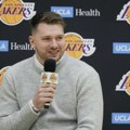 Dončić debituje za Lejkerse, Jokić protiv Portlanda