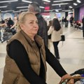 "Stalno je namrgođena, ne javlja se nikome": Komšije Vesne Zmijanac oplele po njoj: "Ne ume da kaže ni "hvala" u prodavnici"