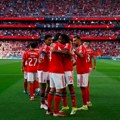 Benfika na putu da ponovi Zvezdin paradoks, bez poraza, ali i bez trofeja