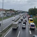 Važna promena na auto-putevima Srbije: Teretnjaci više ne smeju u preticanje