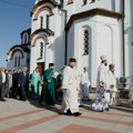 FOTO: Vučević, Porfirije, Irinej i Đurić na osveštavanju crkve povodom 100 godina Veternika