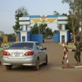 Ambasador Francuske napustio Niger