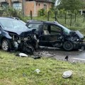 Sudar tri vozila kod Topole Ima povređenih, Hitna ih prevezla u KC Kragujevac