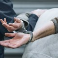Stavio u džep 4,6 miliona od odštete porodice osobe stradale u saobraćajnoj nesreći! Uhapšen muškarac iz Čajetine