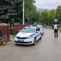 Dojava o bombi u još 8 škola: Učenici hitno evakuisani
