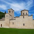 Policija upala noćas u manastir Đurđevi Stupovi kod Berana