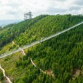 Висећи мост изнад понора који одузима дах: Овај град у Србији добија спектакуларну пешачку атракцију