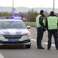 Totalno pijan vozio automobil po Novom Sadu