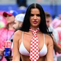 Ivana polugola ukrala šou na meču Hrvatska - Gana! Otkrila je skoro sve, a jedan detalj posebno bode oči! Muškarcima ispadaju…
