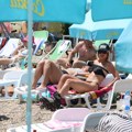 (Paparaco): Jovana Jeremić se skinula u tanga kupaći na Adi, pa provozala rolere, evo kako se ponaša kad je niko ne gleda i…