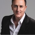 Sergej Ćetković vratio emociju na scenu: Nova balada premijerno izvedena pred publikom u Opatiji