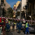 U eksploziji u centru Atine urušila se stambena zgrada, pet osoba se vode kao nestale