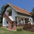 Kuća sa velikim dvorištem po ceni garaže u Beogradu: Još ima jeftinih nekretnina na periferiji, ovo su cene