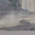 Objavljen snimak: Izraelski tenkovi na prilazu gradu Gaza, pucaju na svakog ko prolazi
