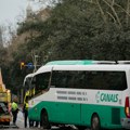 Autobus skrenuo sa puta, pa se zakucao u drvo! Drugi naleteo na njega, broj povređenih u raste (foto/video)