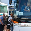 "Ponela 5 litara mleka iz Grčke, ceo autobus smrdeo na 40 stepeni": Vodič o jezivom iskustvu sa letovanja