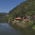 Ispred nas je jedan topao dan