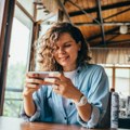 "Da li imate nekog ko vam danima ne odgovara na poruke?" Pitanje jedne Srpkinje izazvalo žustru raspravu na internetu