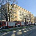 Požar u specijalnom sudu u Beogradu! Vatra zahvatila ovaj deo zgrade, dojurili vatrogasci