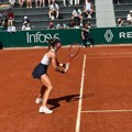 Iva Jović ubedljivo do rezultata karijere na Rolan Garosu