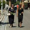 Zbog sahrane Olivere Katarine izašla iz stroge ilegale: Nekada najlepša glumica Juge odala počast koleginici