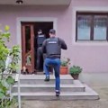 Pohapšeni pedofili širom Srbije! Među petoro osumnjičenih i muškarac iz Sremske Mitrovice, decu vrebali preko društvenih mreža!…