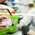 Delio popuste šakom i kapom: Kasir (23) kupcima u supermarketu smanjivao cene do 50 odsto, pa završio na sudu, napravio štetu…