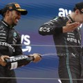 Hamilton pred produženjem ugovora s Mercedesom