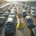 Bez zadržavanja na naplatnim stanicama u Srbiji: Putnička vozila na Gradini čekaju tri, a teretnjaci na Šidu šest sati