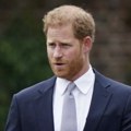 Sud u Londonu odlučio: Optužbe princa Harija protiv Mardoka za hakovanje telefona zakasnele