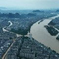 (Video) Biblijske poplave u Kini Spasilački timovi na terenu posle opsežne potrage pronašli žrtve