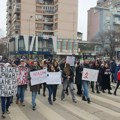 Studentske proteste podržali prosvetni radnici, političari i građani (video)