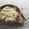 Evo koji ljudi ne smeju nikako da jedu kiseli kupus jer može biti opasan za njihovo zdravlje