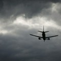 Prava drama na aerodromu: Avion kružio i kružio