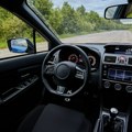 Ovo je najprljaviji deo automobila, a većina zaboravi da ga očisti