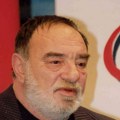 Bolovao je od opake bolesti, a predstavu je igrao sa jednim plućnim krilom. Ove reči Bate Stojkovića pred smrt i danas se…