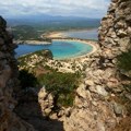 Na ovoj plaži u Grčkoj je snimana Nolanova "Odiseja": Na njoj nema ležaljki, suncobrana ni kafića, a evo gde se nalazi