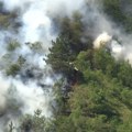 Jedna osoba nastradala u požaru u Smederevu; najkritičnije u Deliblatskoj peščari, vetar razgoreva žarišta na Stolovima