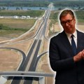 Sve je isto, samo njega nema: Analitičar objašnjava zašto Aleksandar Vučić nije došao na otvaranje auto-puta…